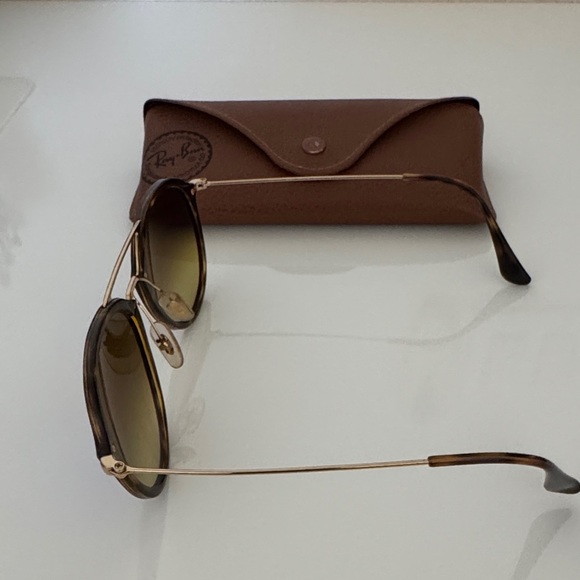 Ray-Ban Sunglasses with Blue Lenses and Brown Case - Picture 8 of 10